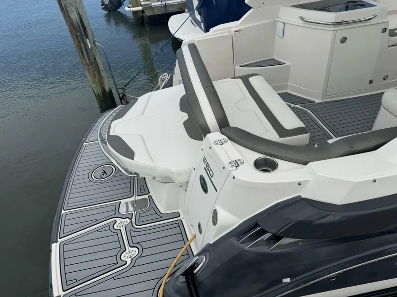 Slide: The Image of Monterey 260 SCR 2013 - 5737252