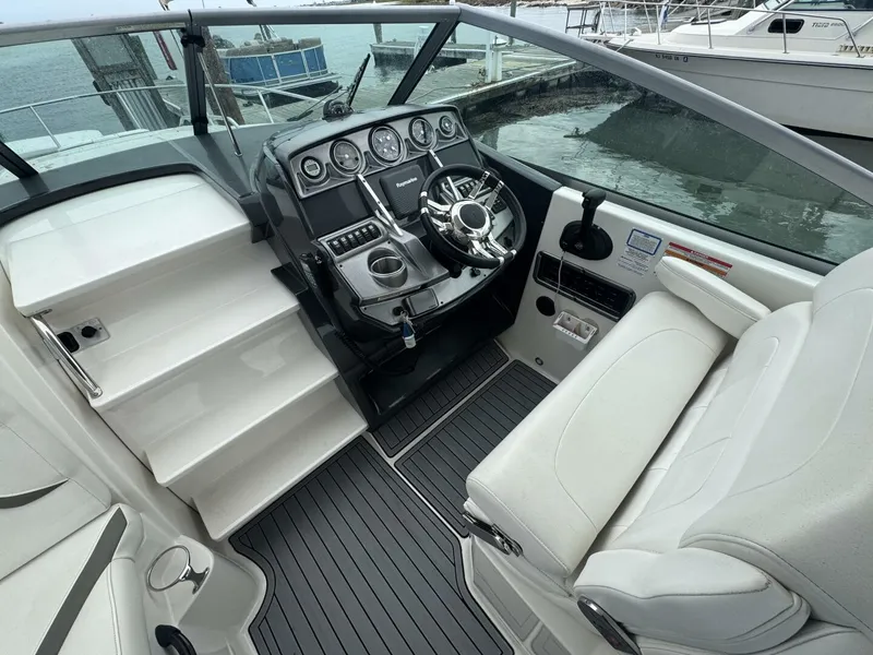 Slide: The Image of Monterey 260 SCR 2013 - 5737258