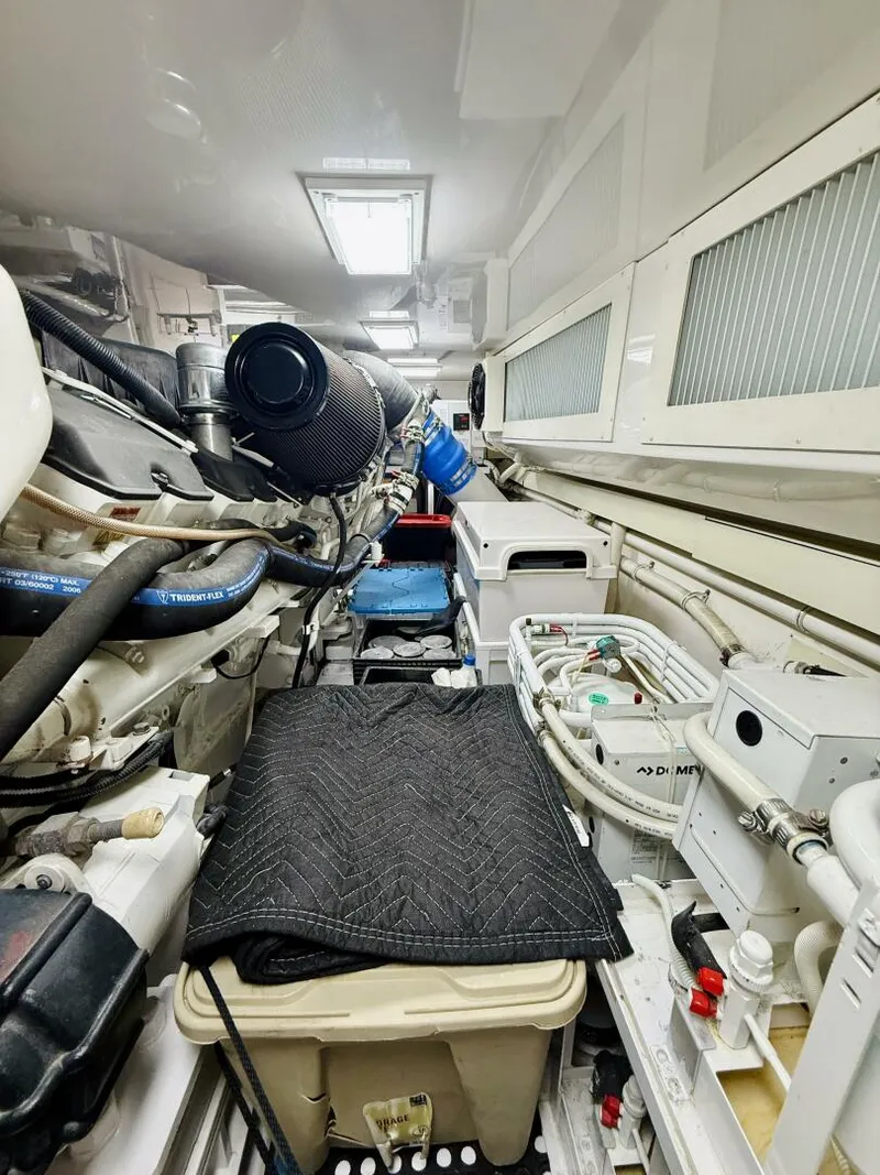 Slide: The Image of Viking 65 Cinvertible 2004 - 5737695