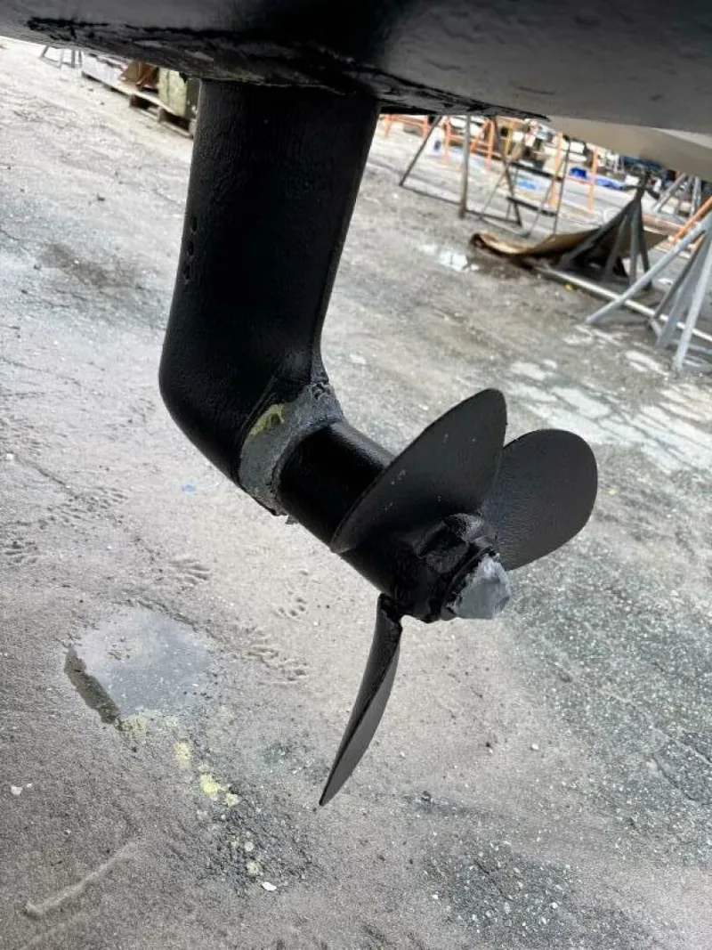 Slide: The Image of Manta 40 Sail Catamaran 1999 - 5738080