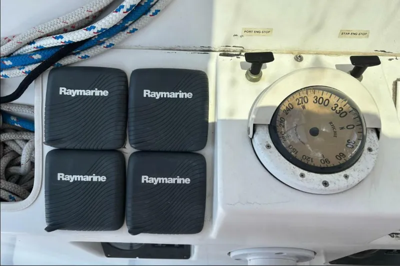 Slide: The Image of Manta 40 Sail Catamaran 1999 - 5738133