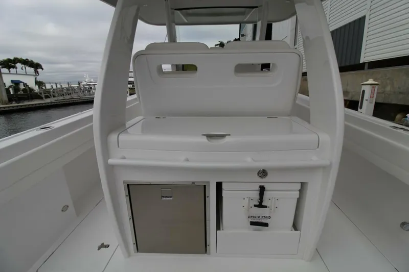 Slide: The Image of Intrepid Nomad SE 2024 - 5740802