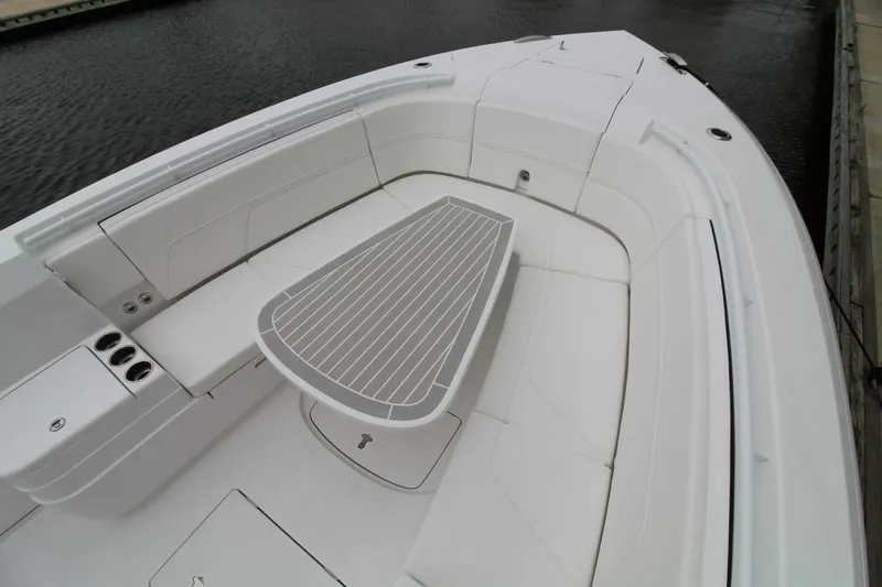 Slide: The Image of Intrepid Nomad SE 2024 - 5740786