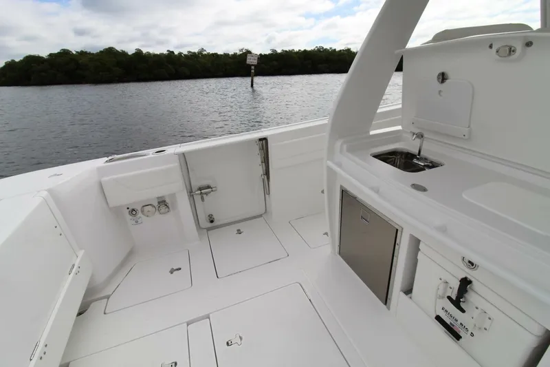 Slide: The Image of Intrepid Nomad SE 2024 - 5740788