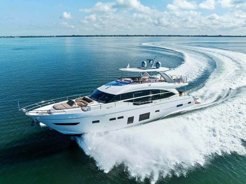 Slide: The Image of 2018 Princess Y75 Motor Yacht - 5757809