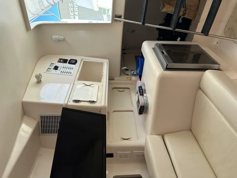 Slide: The Image of Intrepid 376 Walkaround 1994 - 5873754