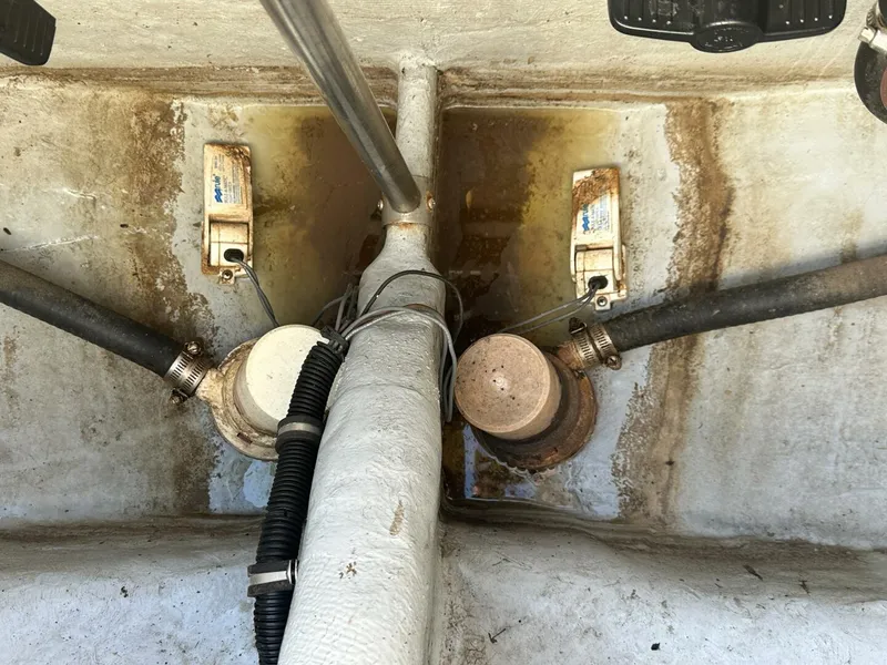 Slide: The Image of Intrepid 376 Walkaround 1994 - 5873794