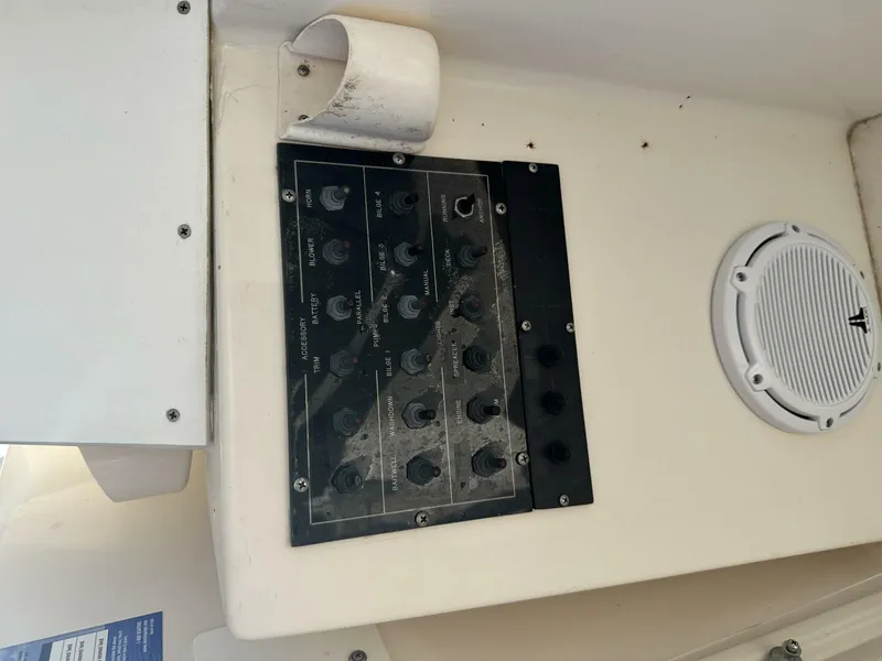 Slide: The Image of Intrepid 376 Walkaround 1994 - 5873679