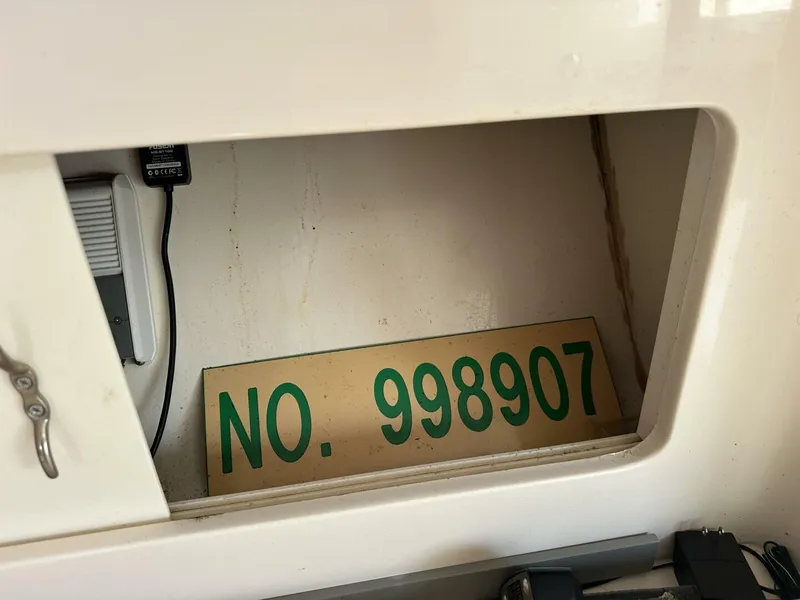 Slide: The Image of Intrepid 376 Walkaround 1994 - 5873708