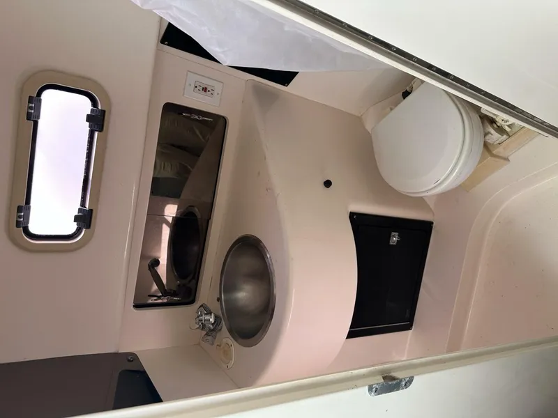 Slide: The Image of Intrepid 376 Walkaround 1994 - 5873723