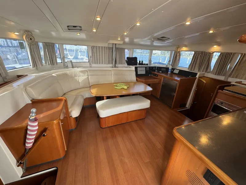 Slide: The Image of Lagoon 440 2006 - 5738655