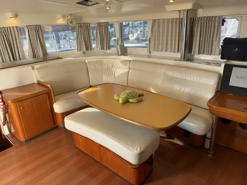 Slide: The Image of Lagoon 440 2006 - 5738663