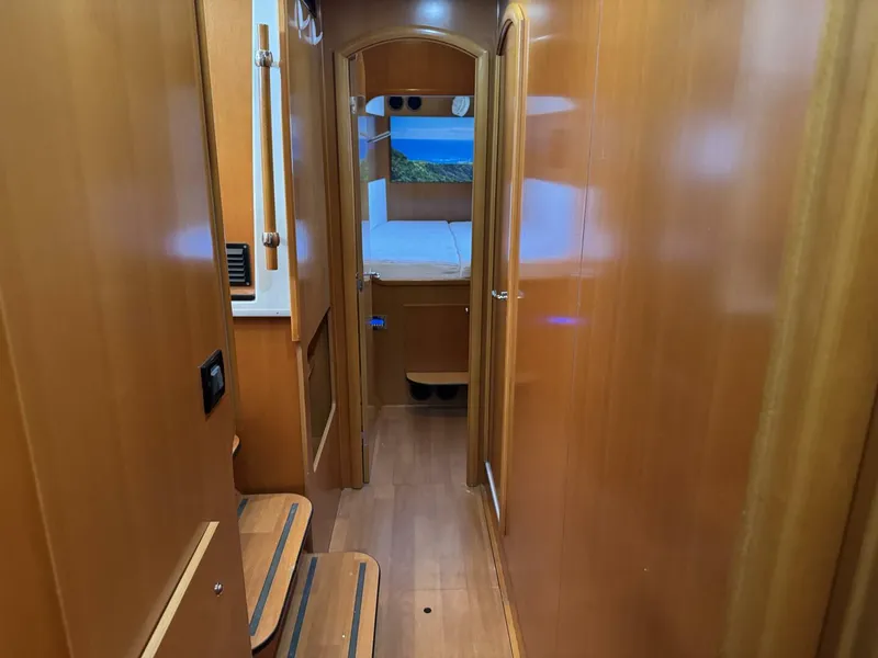 Slide: The Image of Lagoon 440 2006 - 5738615