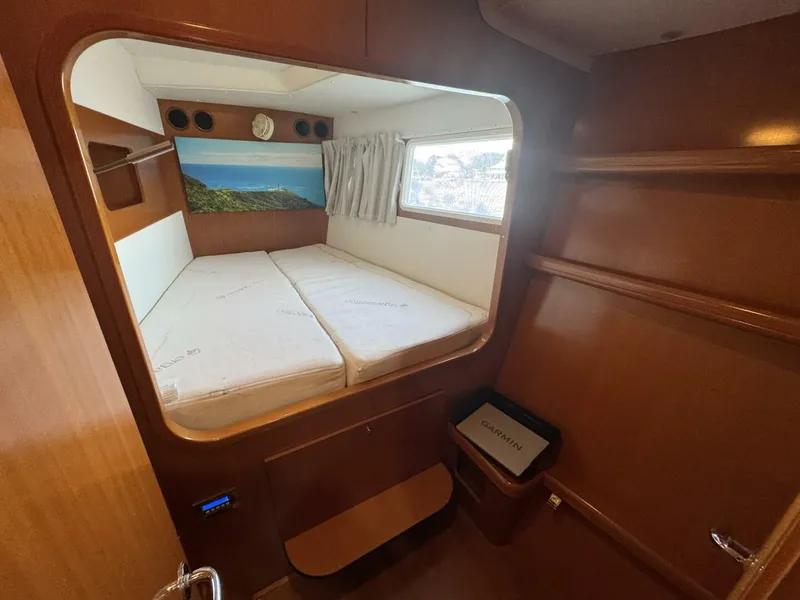 Slide: The Image of Lagoon 440 2006 - 5738606