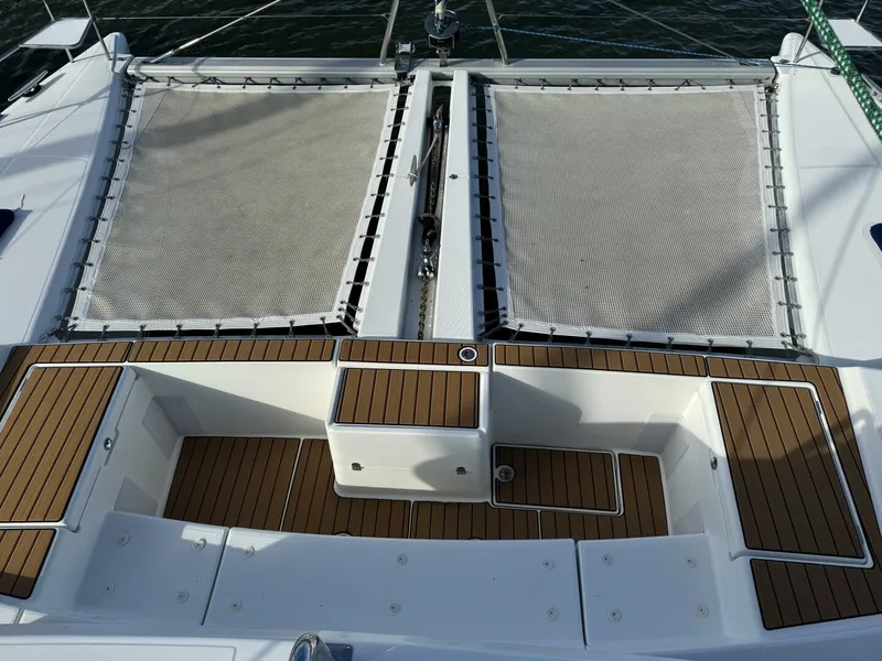 Slide: The Image of Lagoon 440 2006 - 5738636