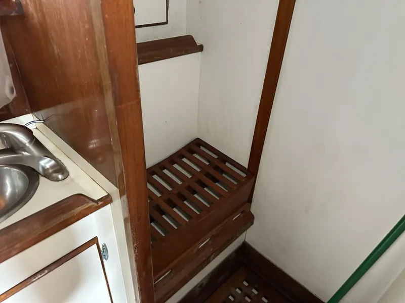 Slide: The Image of Oceanic 46 1986 - 5898546