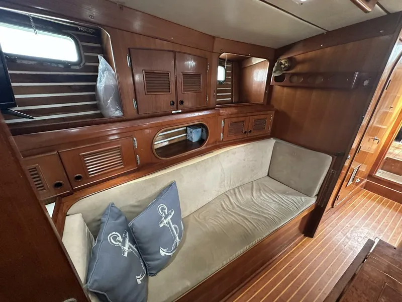 Slide: The Image of Oceanic 46 1986 - 5898564