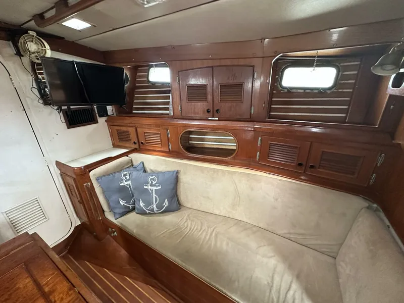 Slide: The Image of Oceanic 46 1986 - 5898565