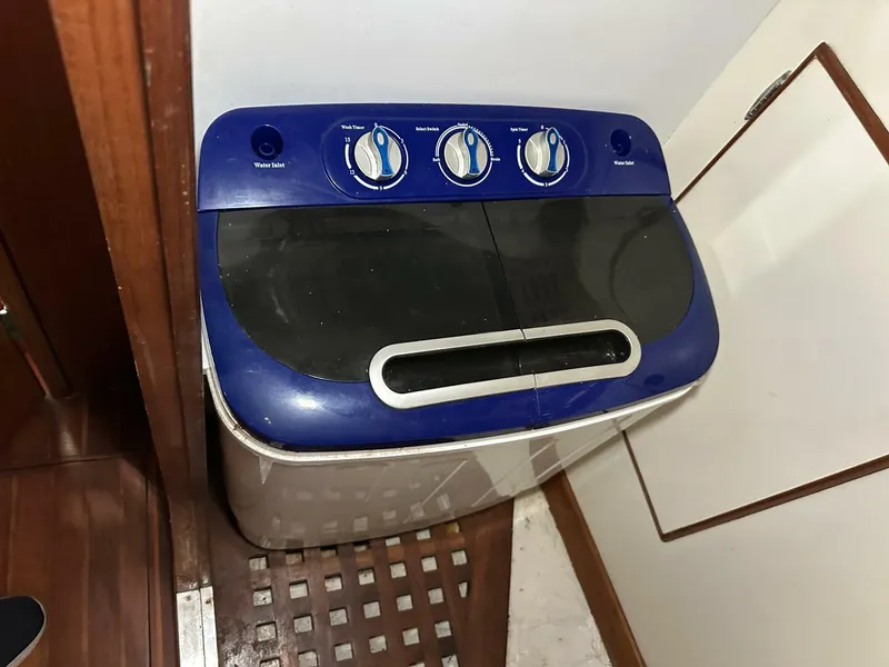 Slide: The Image of Oceanic 46 1986 - 5898608