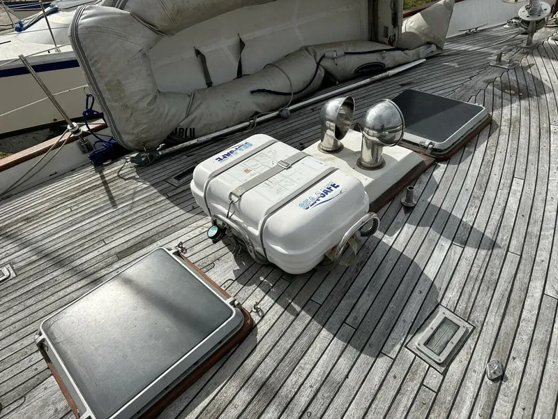 Slide: The Image of Oceanic 46 1986 - 5898446