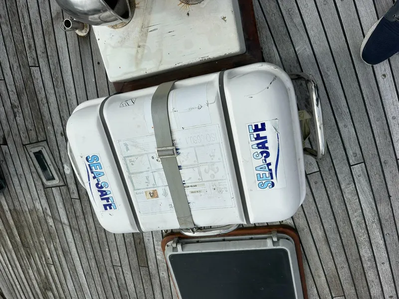 Slide: The Image of Oceanic 46 1986 - 5898449