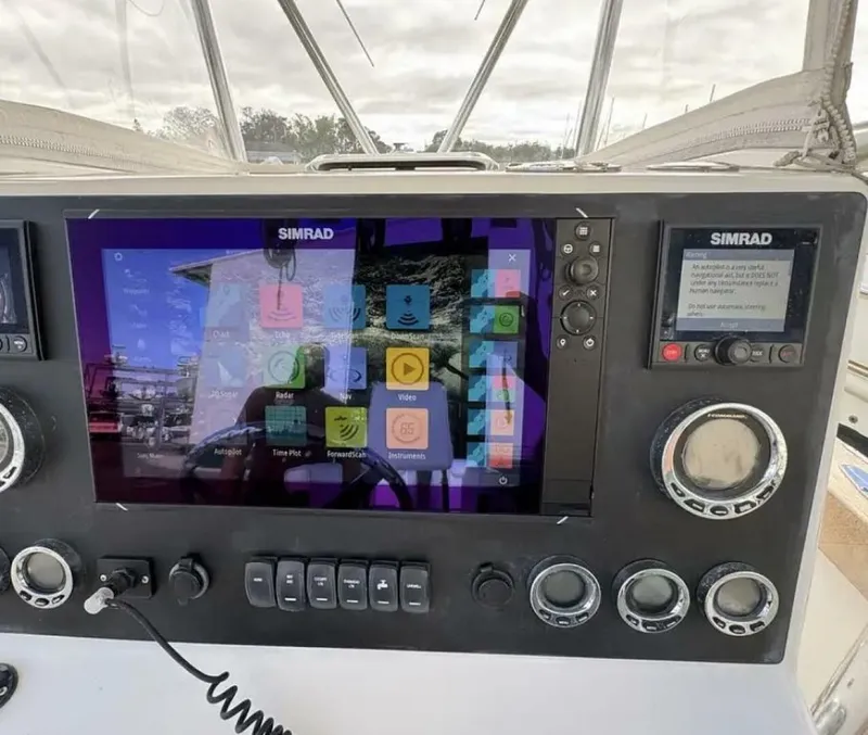 Slide: The Image of Buddy Davis 31 2007 - 5739094