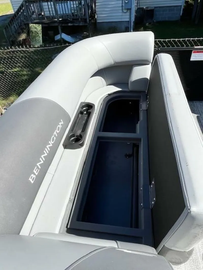 Slide: The Image of Bennington 23 SL 2025 - 5909105