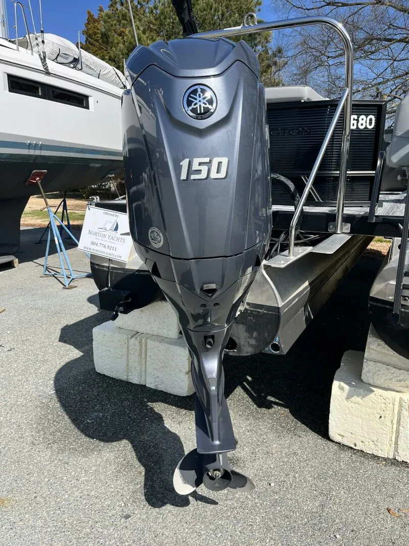 Slide: The Image of Bennington 23 SL 2025 - 5969472