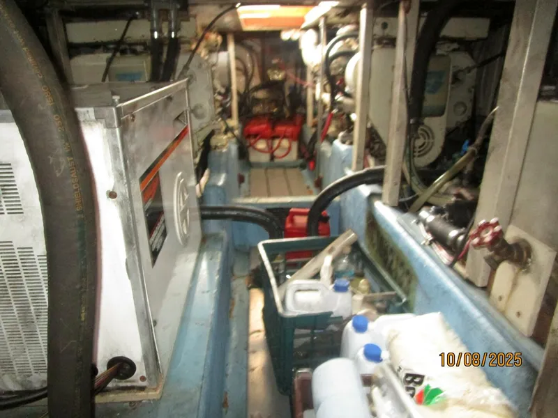 Slide: The Image of 34' Sabreline engine room aft - 5739813