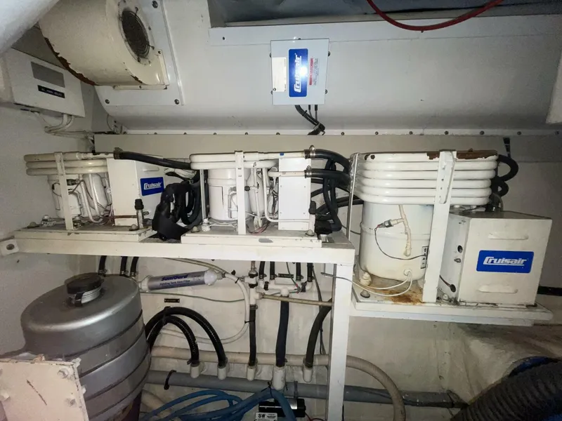 Slide: The Image of Viking 50 Motor Yacht 1993 - 5740175