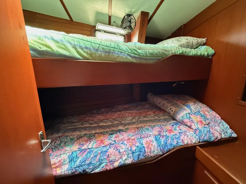 Slide: The Image of Hallberg-Rassy 49 1984 - 5740541