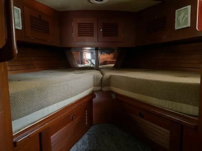 Slide: The Image of Hallberg-Rassy 49 1984 - 5740543