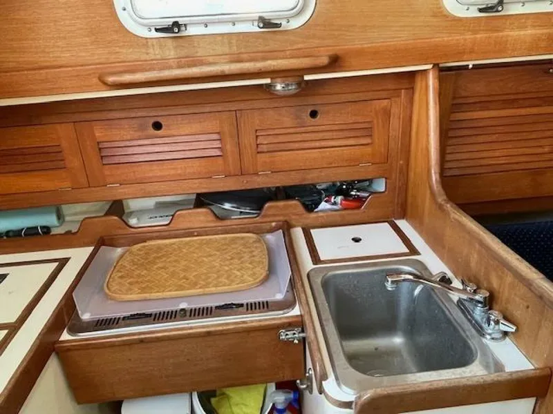 Slide: The Image of Tartan 28 1986 - 5740665