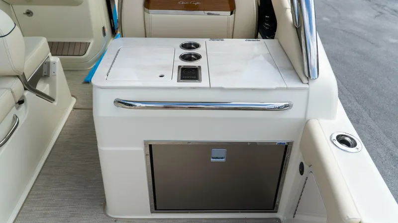 Slide: The Image of Chris-Craft Calypso 2025 - 5747696