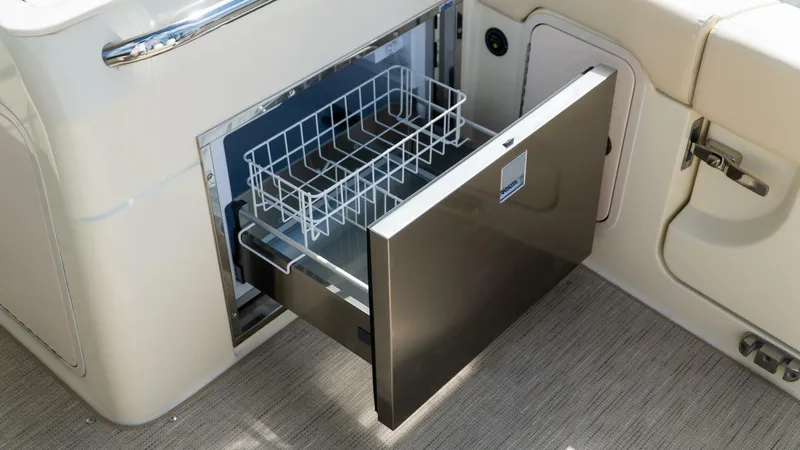 Slide: The Image of Chris-Craft Calypso 2025 - 5747701