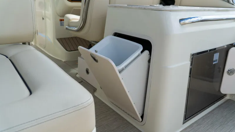 Slide: The Image of Chris-Craft Calypso 2025 - 5747702