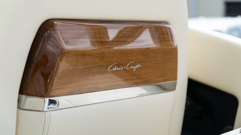 Slide: The Image of Chris-Craft Calypso 2025 - 5747707