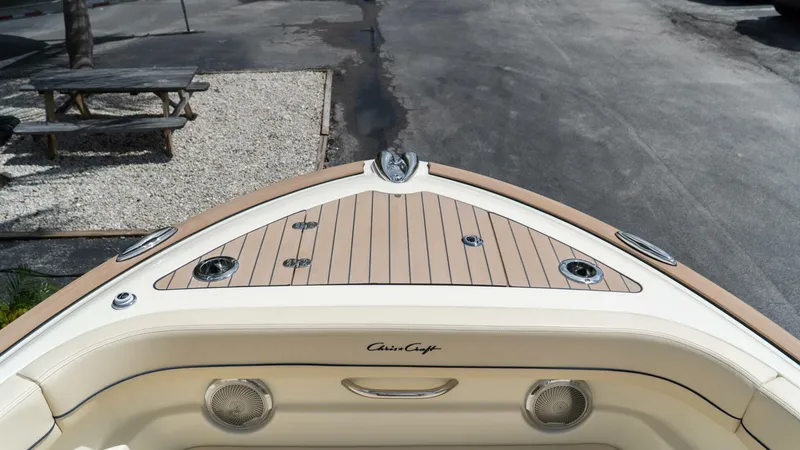 Slide: The Image of Chris-Craft Calypso 2025 - 5747728