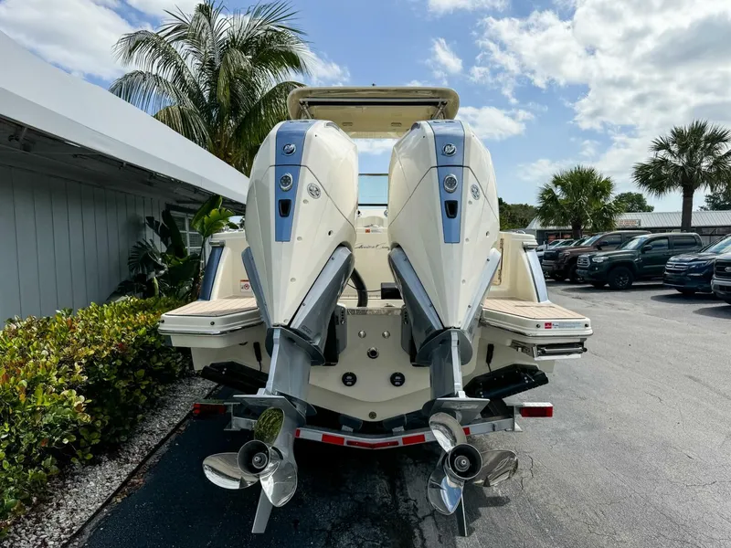 Slide: The Image of Chris-Craft Calypso 2025 - 5747680