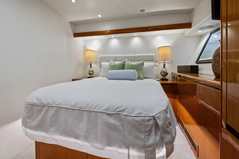 Slide: The Image of 2012 82 Viking Convertible - Lady Di - 5741572