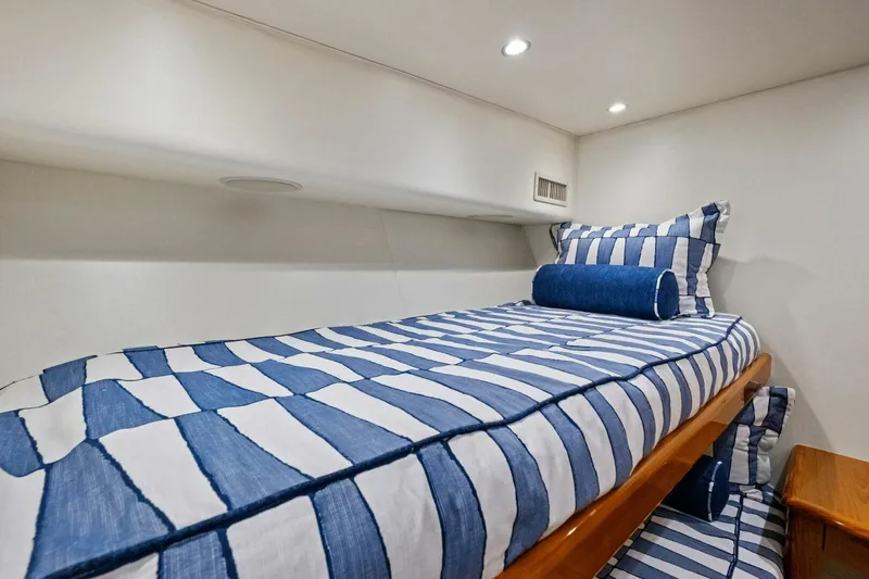 Slide: The Image of 2012 82 Viking Convertible - Lady Di - 5741593