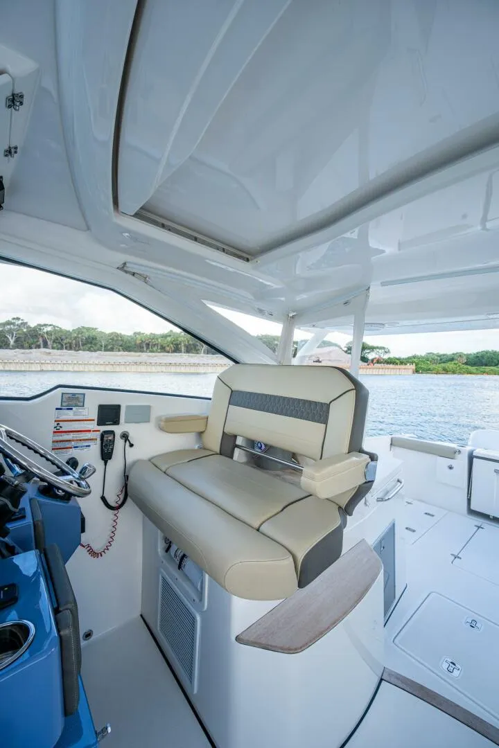 Slide: The Image of Pursuit 365DC 2019 - 5741354