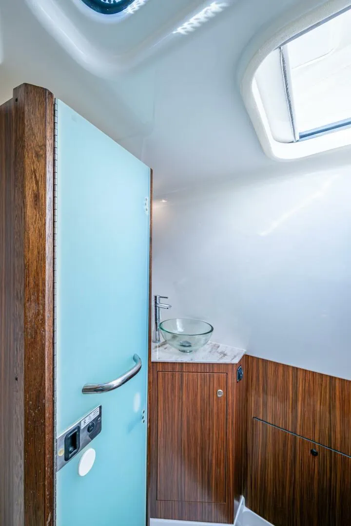 Slide: The Image of Pursuit 365DC 2019 - 5741358