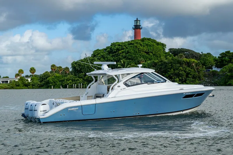 Slide: The Image of Pursuit 365DC 2019 - 5741384