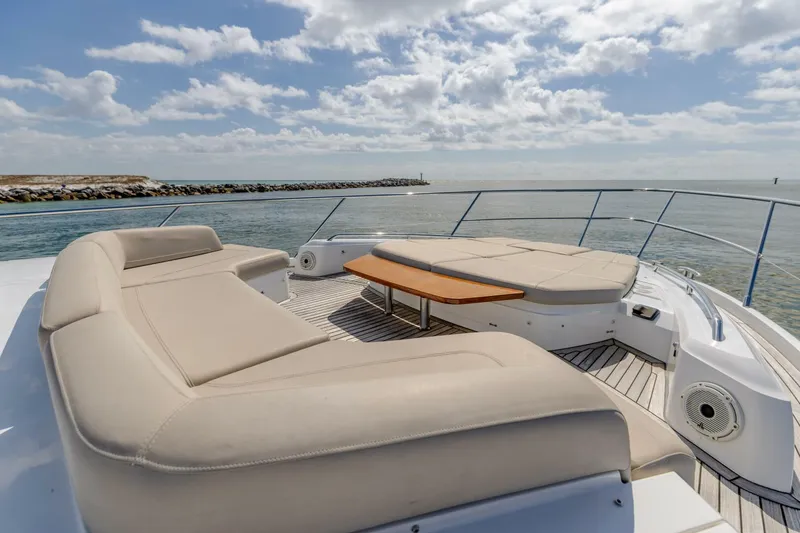 Slide: The Image of Princess S65 2019 - 5987282