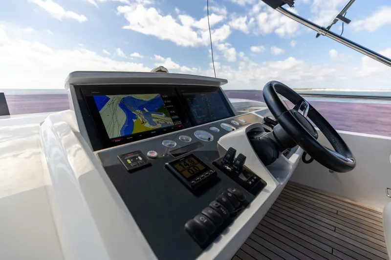 Slide: The Image of Princess S65 2019 - 5987290