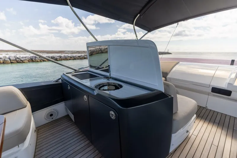 Slide: The Image of Princess S65 2019 - 5987288