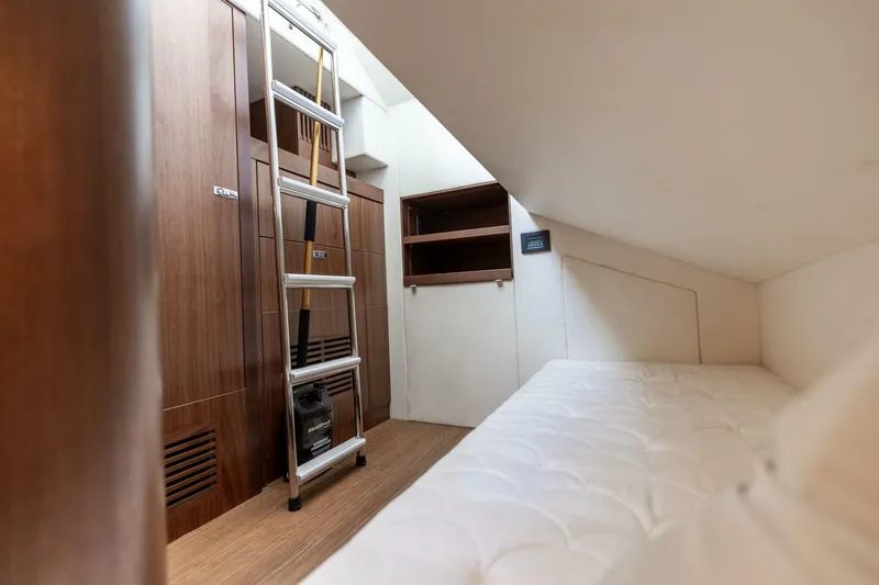 Slide: The Image of Princess S65 2019 - 5987329