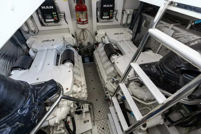 Slide: The Image of Princess S65 2019 - 5987327