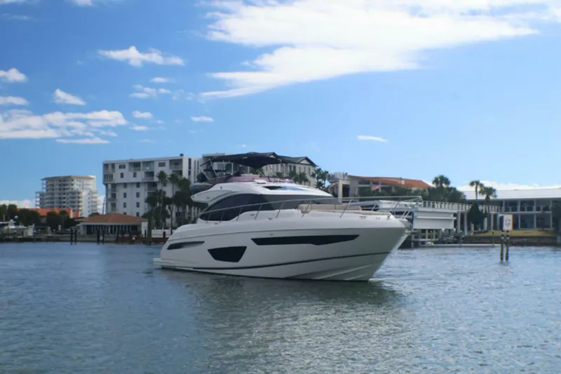 Slide: The Image of Princess S65 2019 - 5987408